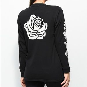 Long sleeve black tee